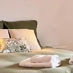 Holiday home Jolie M'home - Maison 15 Pers, 5 Sdb, 5 Wc, Proche Puy Du Fou *